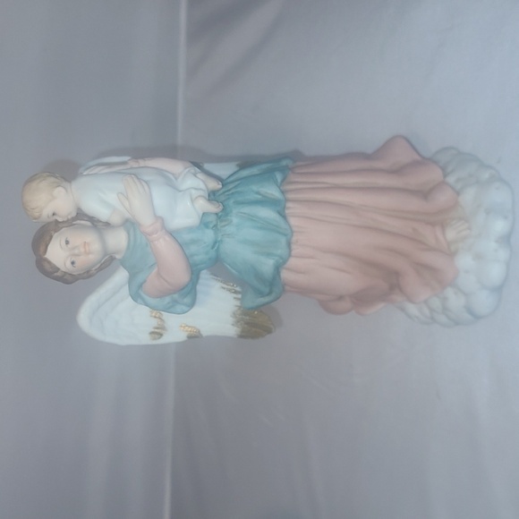 Home Interior 2 Collectible Porcelain Angel Figurines - Picture 12 of 16